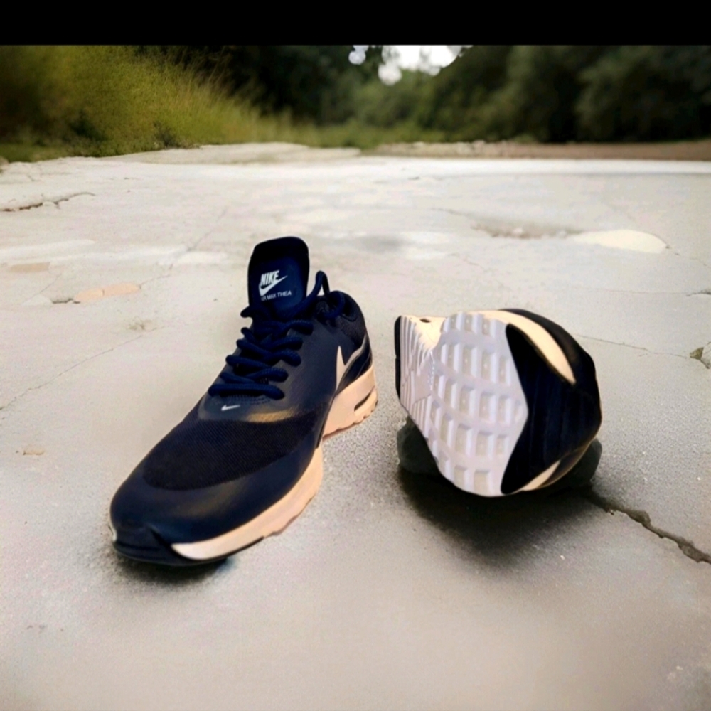 Nike Air Max Thea Women's Shoes - Navy and White - Picture 3 of 5